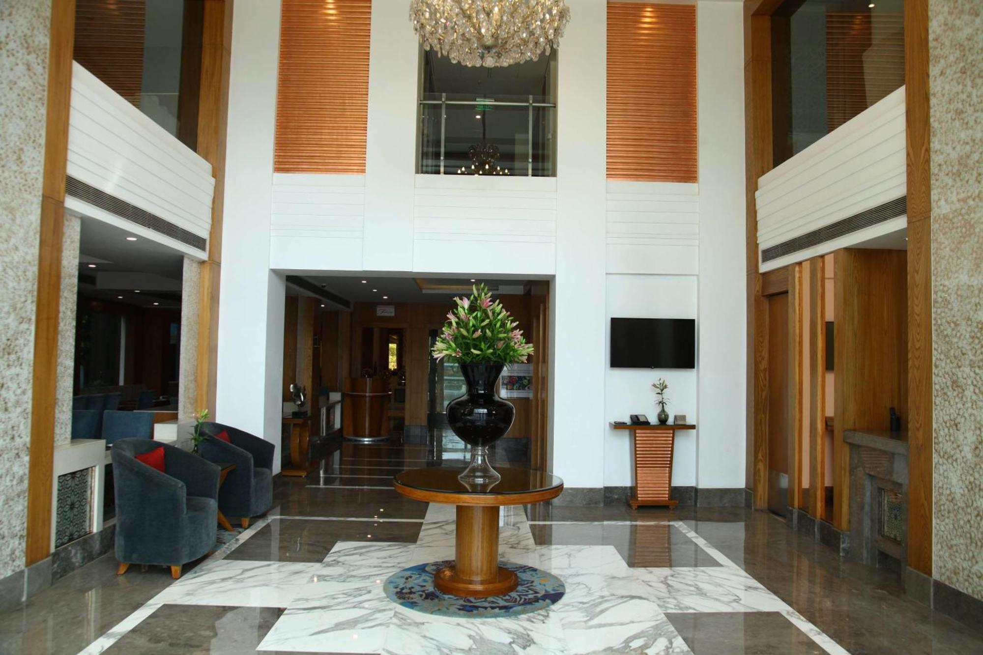 The Place Gurugram, A Member Of Radisson Individuals Gurgaon Exterior photo